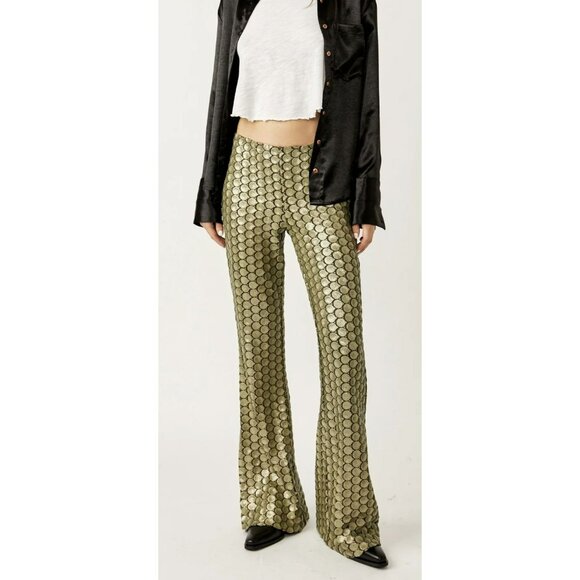 Free People Wilder Days Sequin Flare Pull On Flared Pants NEW Sz 12 - Picture 4 of 9